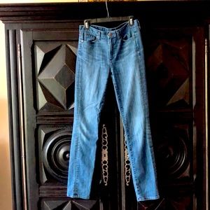 Mid rise jeans